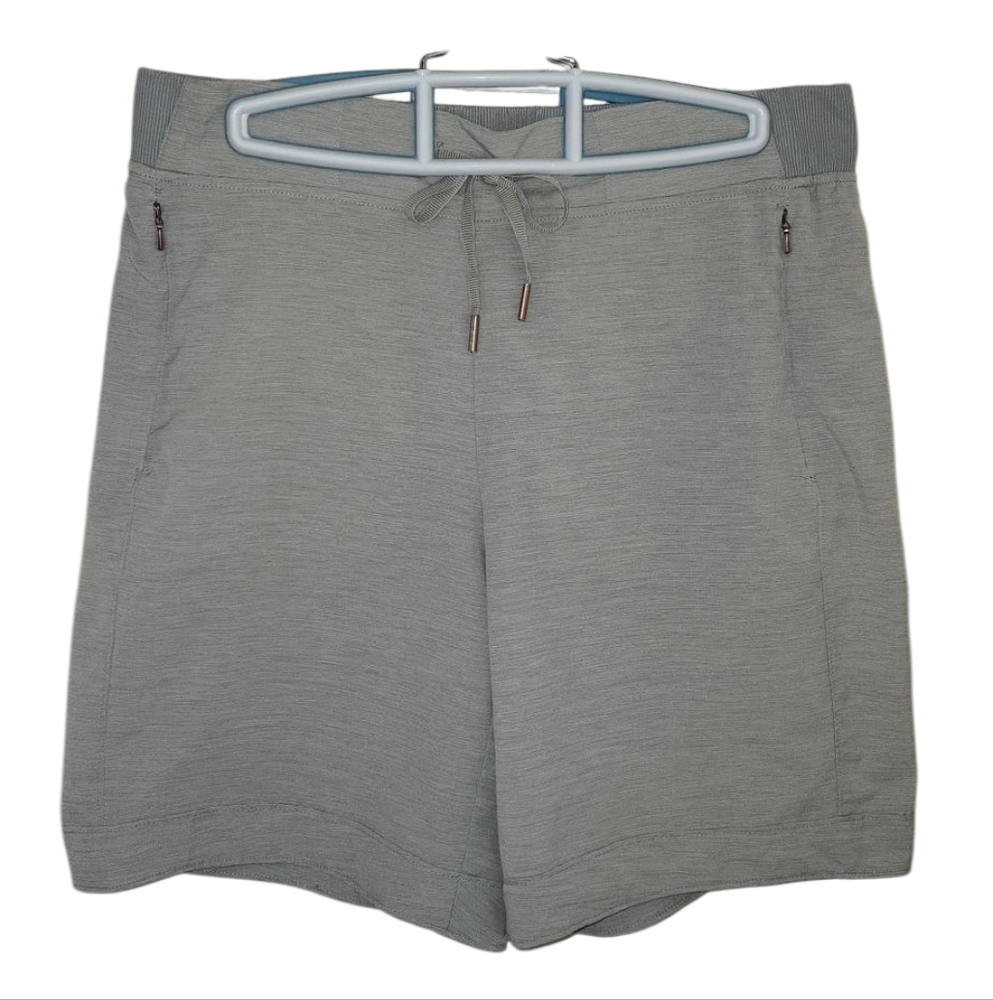 Calia Carrie Underwood Gray Pull On Shorts. Size M